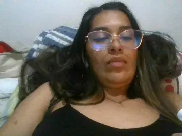 JuanaBrunette  live sex cam