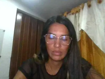 JuanaBrunette  live sex cam