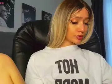 LisaShultz  live sex cam