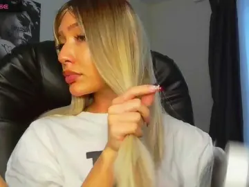 LisaShultz  live sex cam