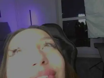 LisaShultz  live sex cam