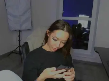 LisaShultz  live sex cam