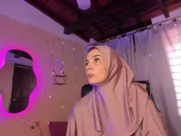 AmiraSaadi  live sex cam