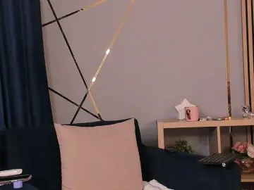 Boobzillaa  live sex cam