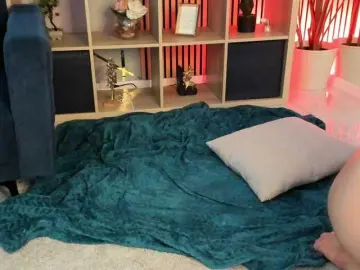 Boobzillaa  live sex cam
