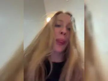 Likachkaa  live sex cam