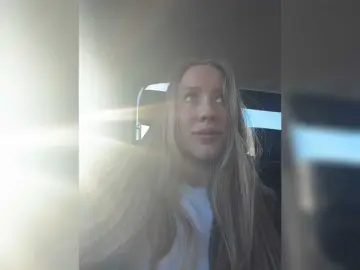 Likachkaa  live sex cam