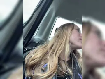 Likachkaa  live sex cam
