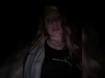 Likachkaa  live sex cam