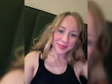 Likachkaa  live sex cam