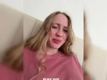 Likachkaa  live sex cam