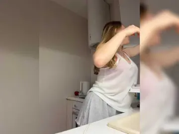 Likachkaa  live sex cam