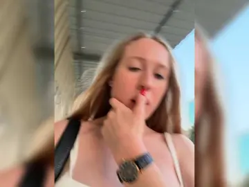 Likachkaa  live sex cam