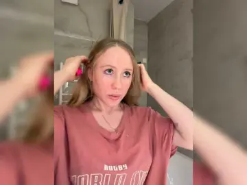 Likachkaa  live sex cam