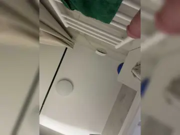 Likachkaa  live sex cam