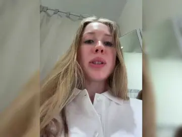 Likachkaa  live sex cam