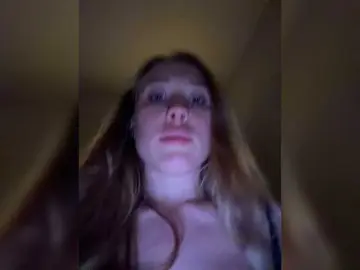 Likachkaa  live sex cam