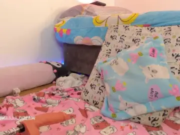 Princess-luna  live sex cam