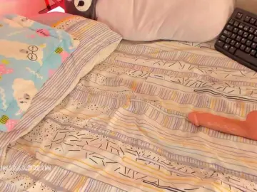 Princess-luna  live sex cam