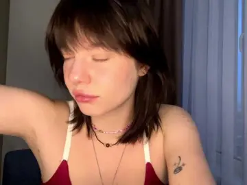 AmadaTuransky  live sex cam