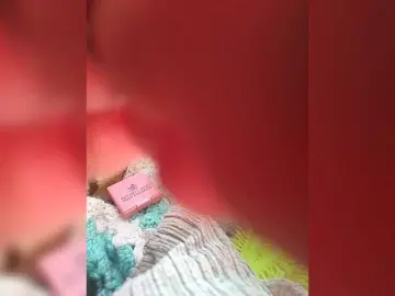 Bonnie-Daysie  live sex cam