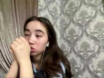 ClaudiaChouinard  live sex cam