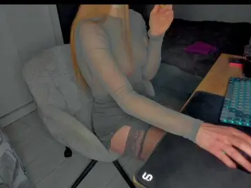 LoveLYYk  live sex cam