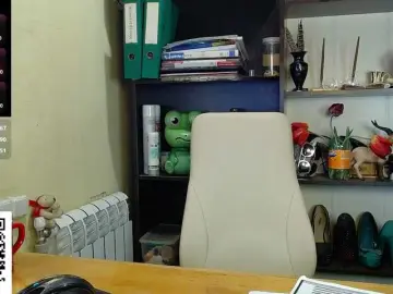 Nadin-slut  live sex cam