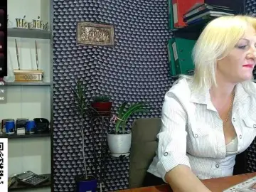 Nadin-slut  live sex cam