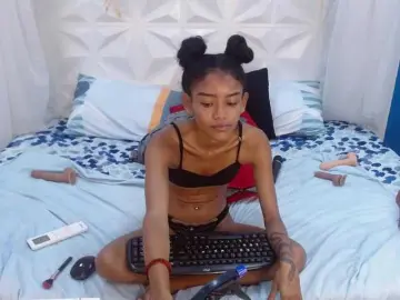 Adissonpetite  live sex cam