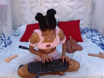 Adissonpetite  live sex cam