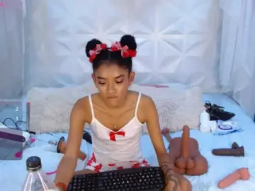 Adissonpetite  live sex cam