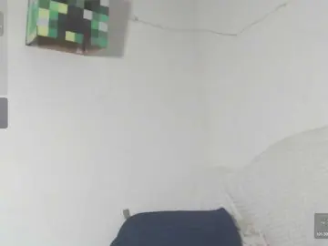 Birdydavis69  live sex cam