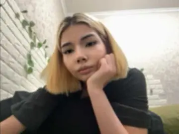 KeeshaSouthard  live sex cam