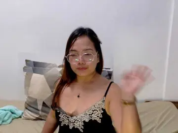 Kristel17  live sex cam
