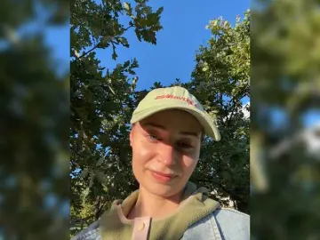 LunaStitch3  live sex cam