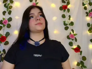Cutee-andrea1  live sex cam