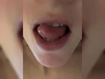 Mananavaleeva  live sex cam
