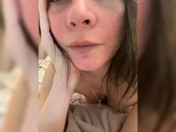 Mananavaleeva  live sex cam