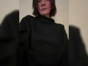 Mananavaleeva  live sex cam