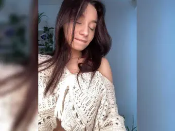 Vikssiii  live sex cam