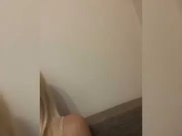 44enji  live sex cam