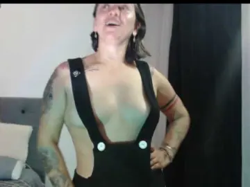 AdeleGreyhot  live sex cam