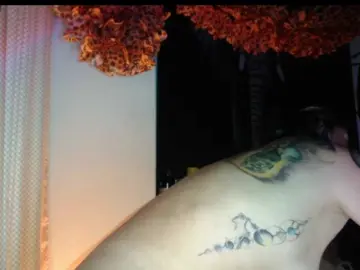 AdeleGreyhot  live sex cam