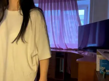 BobbyeMurrah  live sex cam