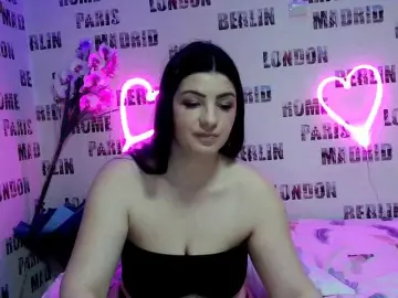 Byahootgyrl  live sex cam