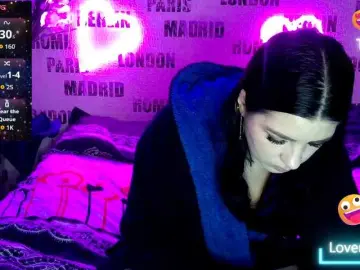 Byahootgyrl  live sex cam