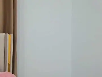 EmilyNovaa  live sex cam