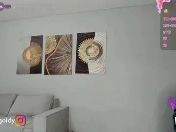 JinnyGold  live sex cam
