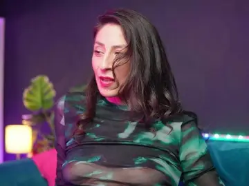 RubyRya  live sex cam